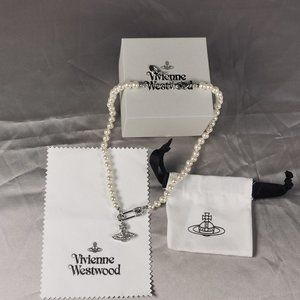 Vivienne Westwood Sliver Safety Pin Pearl Necklace